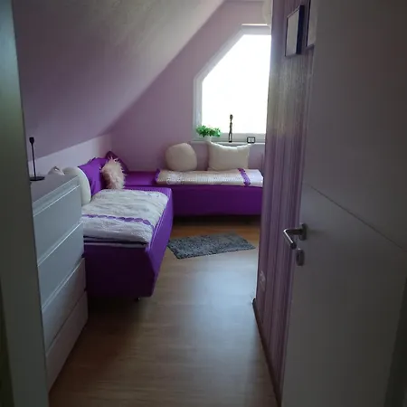 Haus Am Fuer 10 Personen 바린